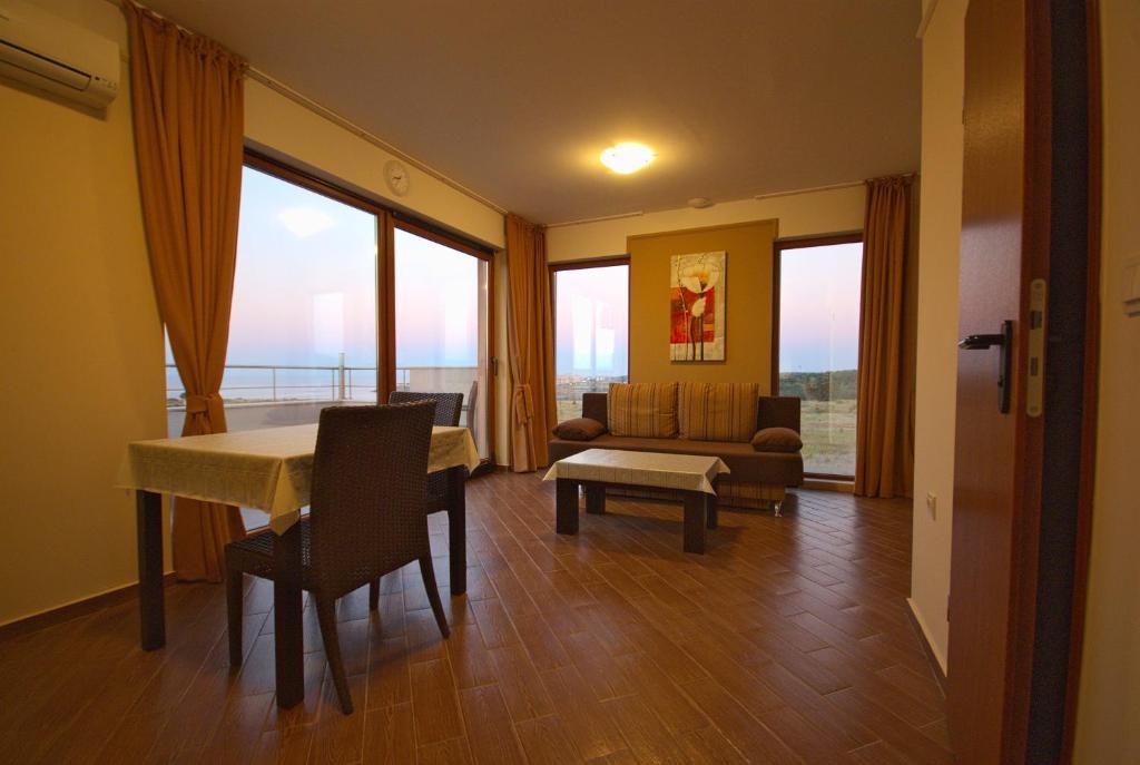 Seagarden Villa Resort 로제넷츠 객실 사진