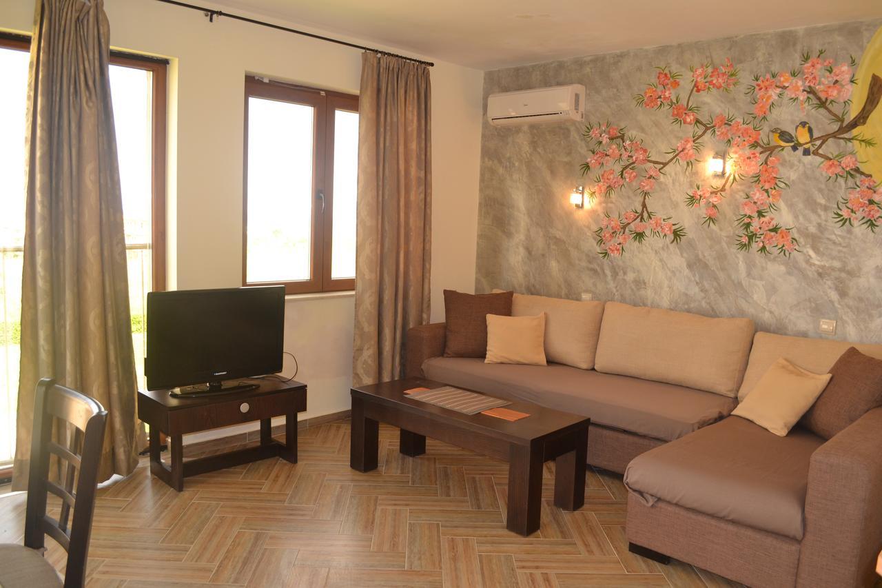 Seagarden Villa Resort 로제넷츠 외부 사진